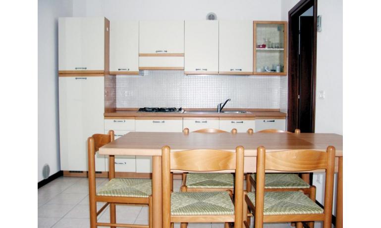 residence LEOPARDI: B5/1* - angolo cottura (esempio)