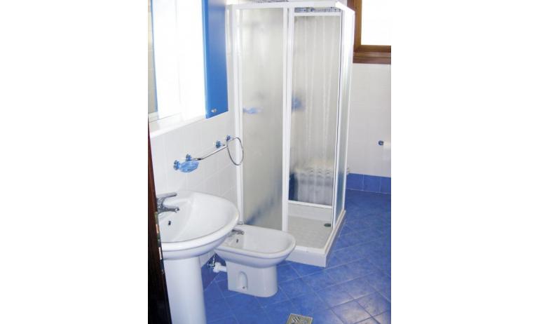 residence LEOPARDI: B5/1* - bagno (esempio)