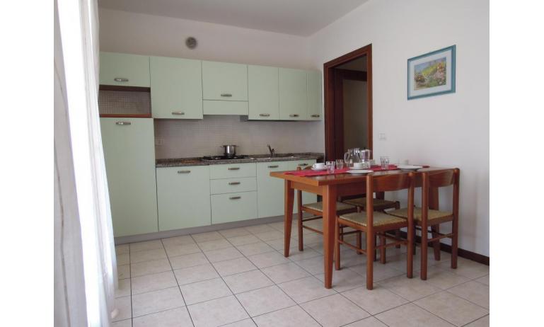 residence LEOPARDI: B5/1* - angolo cottura (esempio)