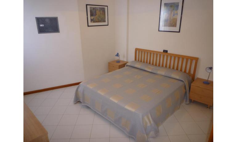 residence SEMIRAMIS: B4 - bedroom (example)