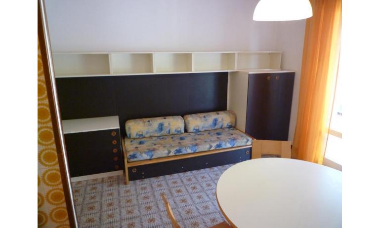 appartament ELLE: B5 - canapé-lit double (exemple)