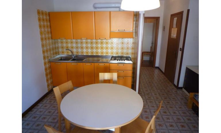 apartments ELLE: B5 - kitchenette (example)
