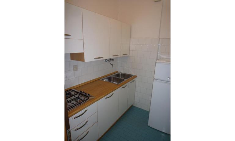apartments GIARDINO: C6 - kitchen (example)