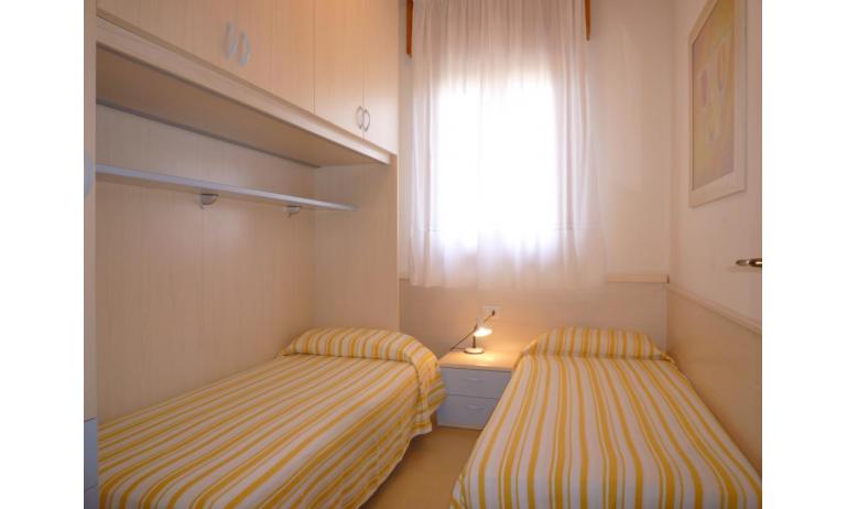 Ferienwohnungen LARA: C4 - Zweibettzimmer (Beispiel)