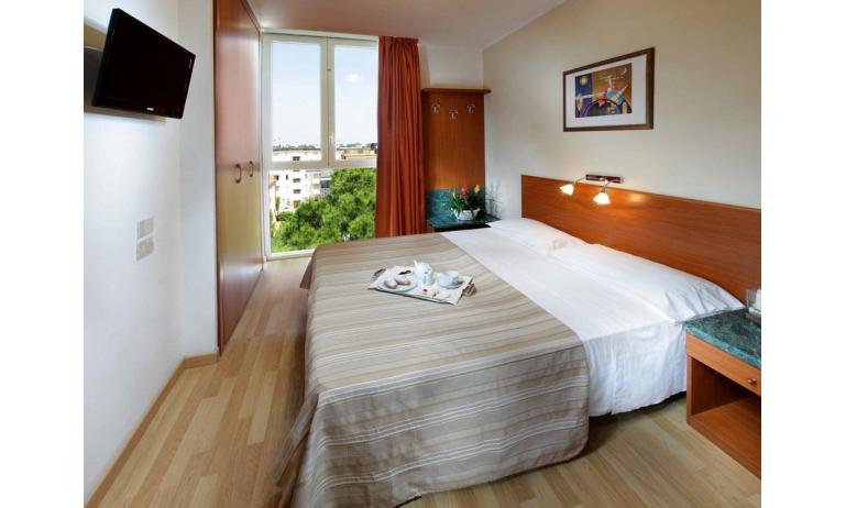 hôtel BEMBO: Apartment - chambre à coucher double (exemple)
