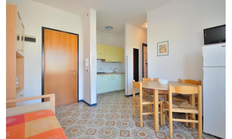 appartamenti CORMORAN: C6 - angolo cottura (esempio)