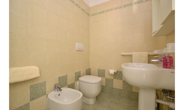 appartamenti VERDE: A2 - bagno (esempio)