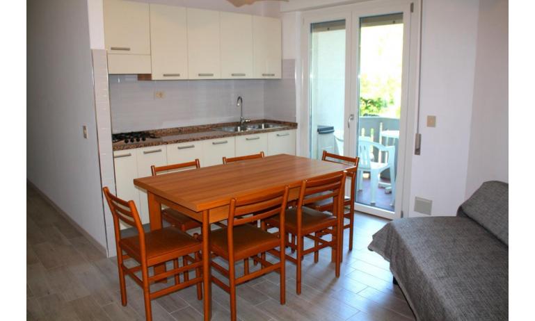 appartamenti MADDALENA: C6 - divano letto singolo (esempio)