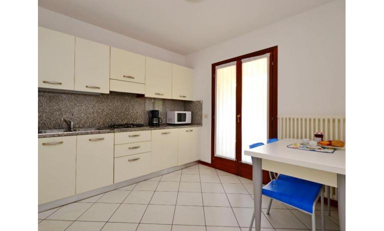 residence VILLE RIO: E10/VSMX - cucina (esempio)