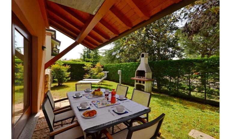 residence VILLE RIO: E10/VSMX - giardino (esempio)