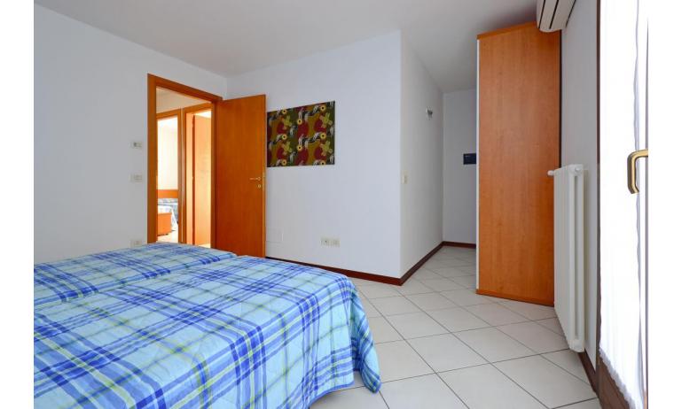 residence VILLE RIO: E10/VSMX - camera matrimoniale (esempio)