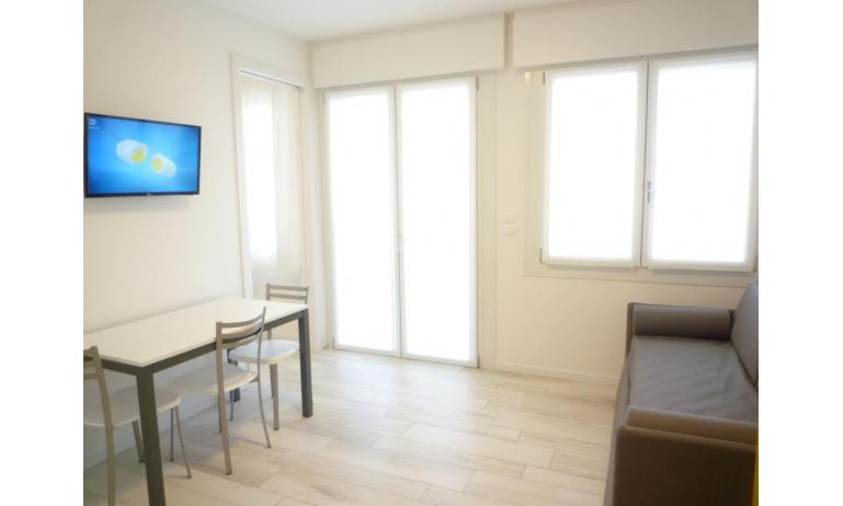 Residence TORINO: A4 - Wohnzimmer (Beispiel)