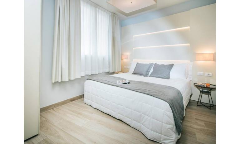 aparthotel TOURING: BB view - camera (esempio)