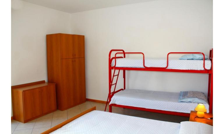 Ferienwohnungen VILLA NODARI: B4/4 - Schlafzimmer (Beispiel)