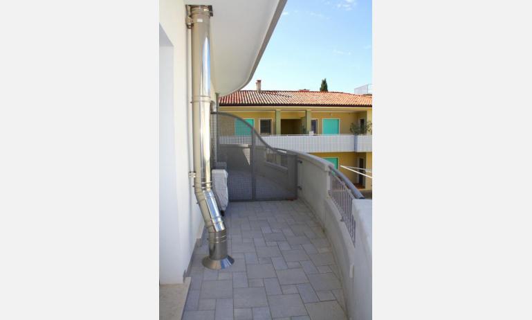 appartamenti VILLA NODARI: B4/1 - balcone (esempio)