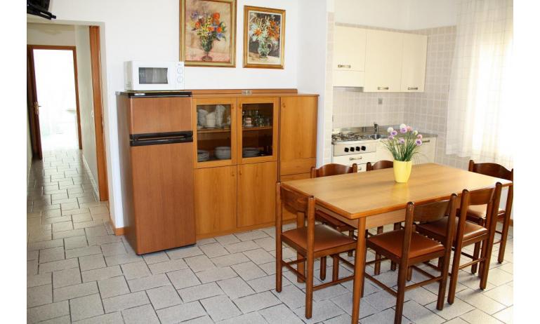 appartamenti VILLA NODARI: C7 - soggiorno (esempio)