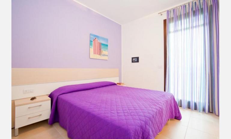 résidence VILLAGGIO A MARE: D8/N - chambre à coucher double (exemple)