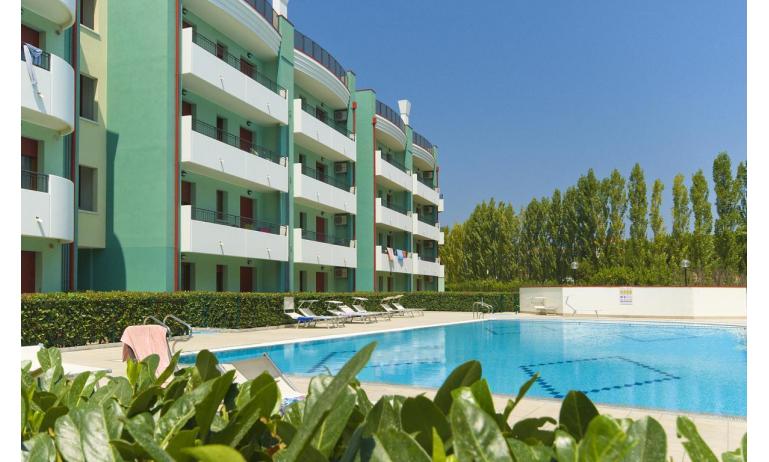 residence ROBERTA: B5 Comfort - esterno con piscina