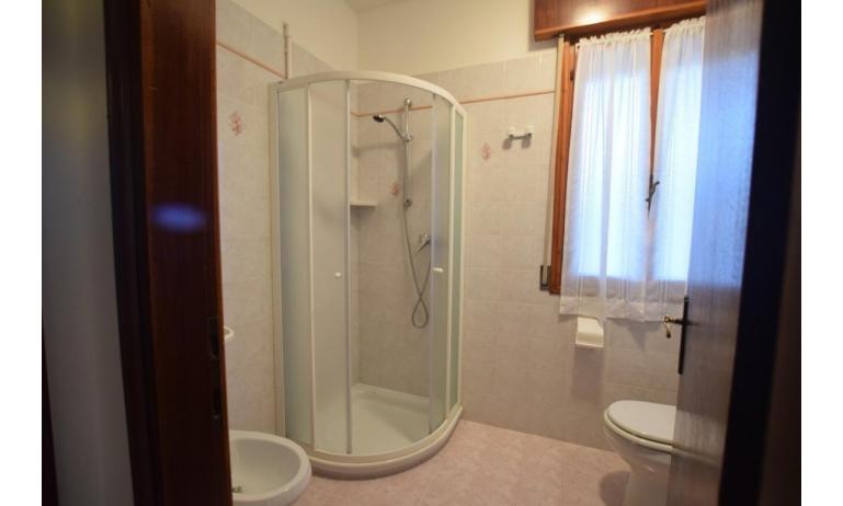 Ferienwohnungen GINESTRA: C6 - Badezimmer (Beispiel)