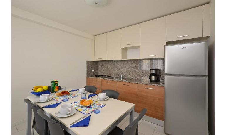 appartamenti BELLAROSA: C7 - angolo cottura (esempio)