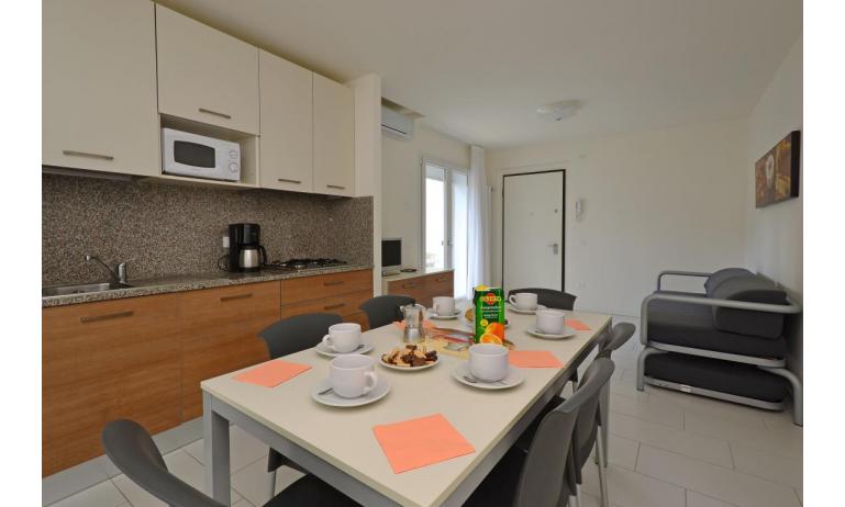 appartamenti BELLAROSA: C7 - soggiorno (esempio)