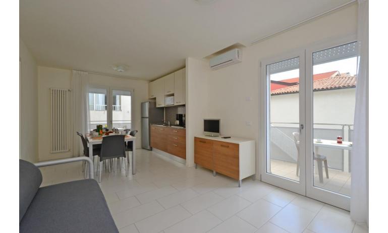 appartamenti BELLAROSA: C7 - soggiorno (esempio)