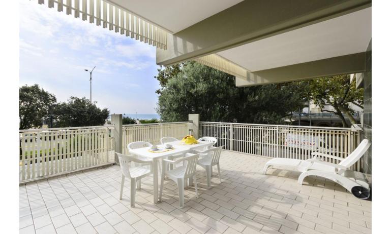 apartments SPIAGGIA: C5 - balcony sea view front (example)