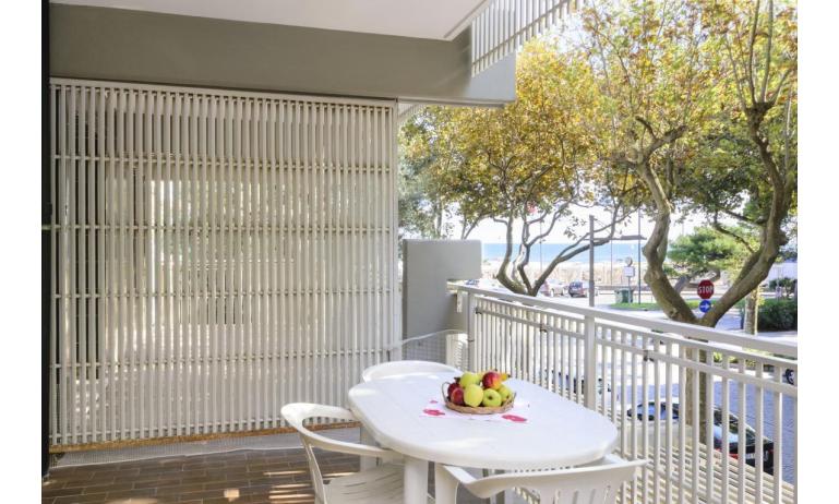 appartament SPIAGGIA: C5 - balcon avec vue mer (exemple)