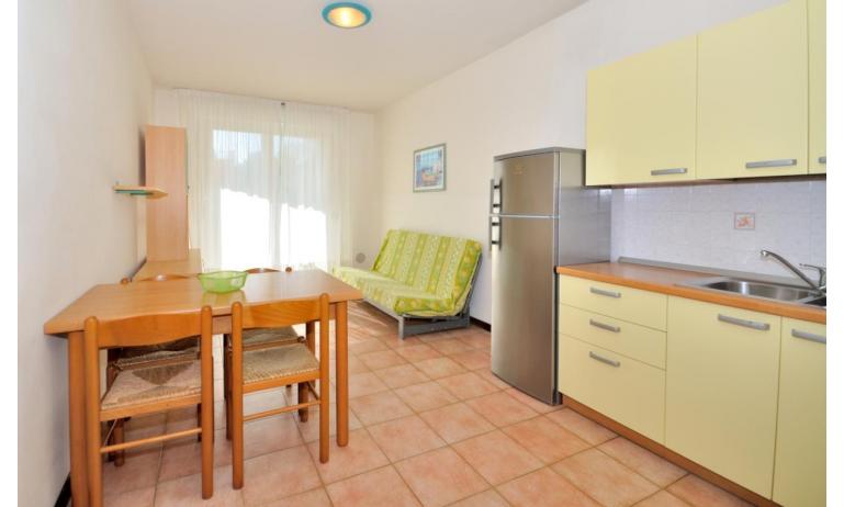 residence LIDO DEL SOLE 1: B5+ - kitchenette (example)