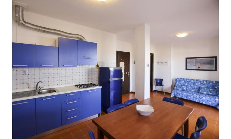 apartments HOLIDAY: D9 - kitchenette (example)