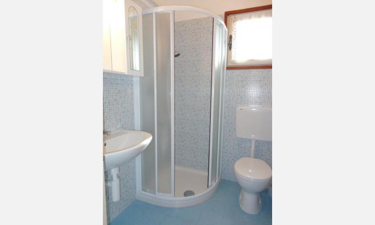 appartamenti LE PLEIADI: C6/T - bagno (esempio)