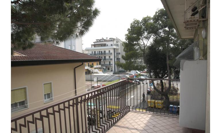 apartments NEREIDI: C7 - balcony (example)