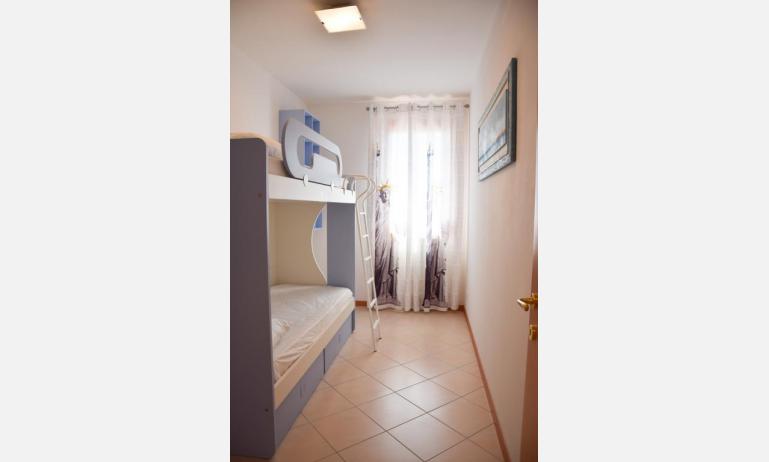 residence MILANO DUNE: C6 - camera con letto a castello (esempio)