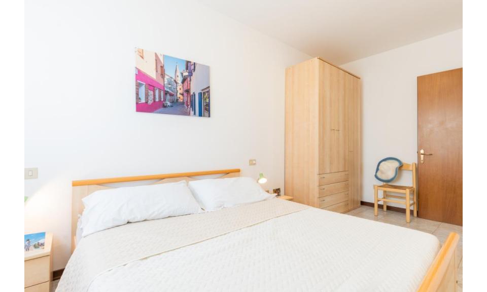 résidence ALBATROS: C6 - chambre à coucher double (exemple)