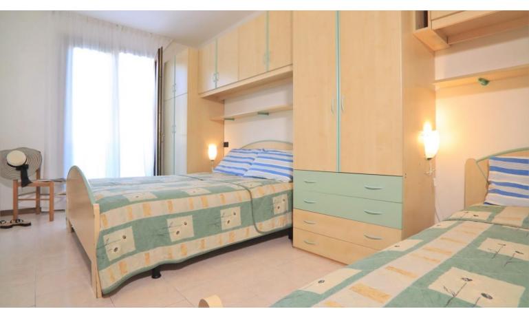 residence LIA-Gemini: B5/0 - 3-beds room (example)