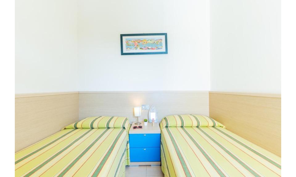 appartament CAMPIELLO: C6/B* - chambre avec deux lits (exemple)