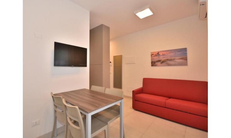 appartamenti IRIS SUITE: A4 - A4 - soggiorno (esempio)