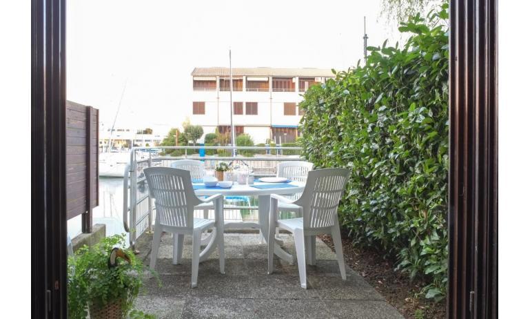 appartamenti TERRAMARE: D6/VSL - balcone (esempio)