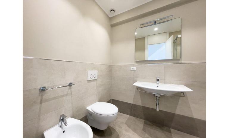 appartamenti TERRAMARE: E8/VSM - bagno (esempio)