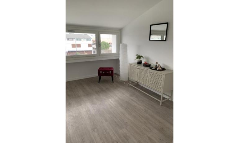 appartamenti TERRAMARE: E8/VSM - soggiorno (esempio)