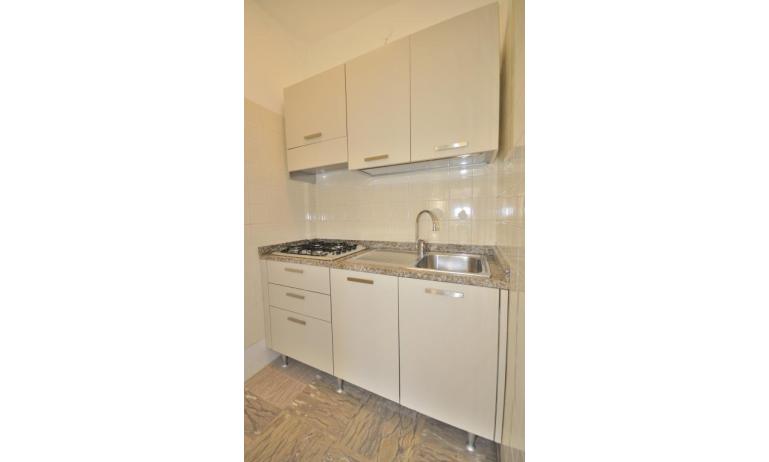 apartments RESIDENCE PINEDA: B4/1 - kitchenette (example)