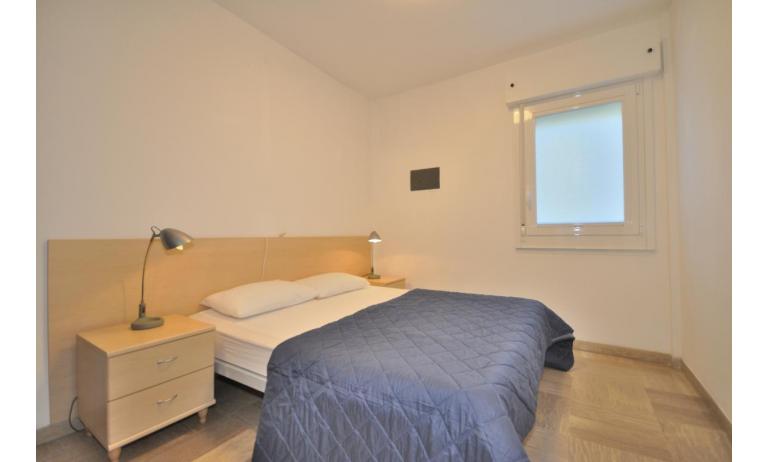 appartamenti RESIDENCE PINEDA: B4+ - camera matrimoniale (esempio)