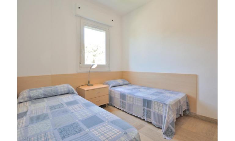 appartament RESIDENCE PINEDA: C6 - chambre avec deux lits (exemple)