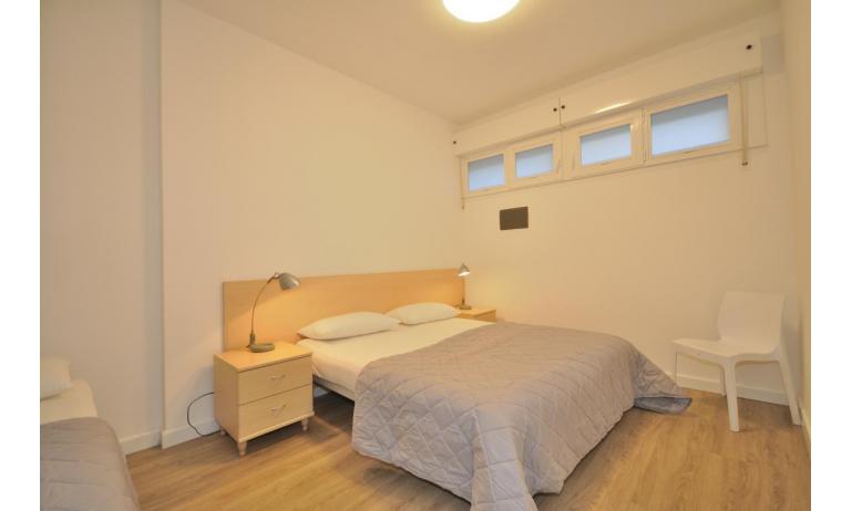 Ferienwohnungen RESIDENCE PINEDA: C6/1 - Doppelzimmer (Beispiel)