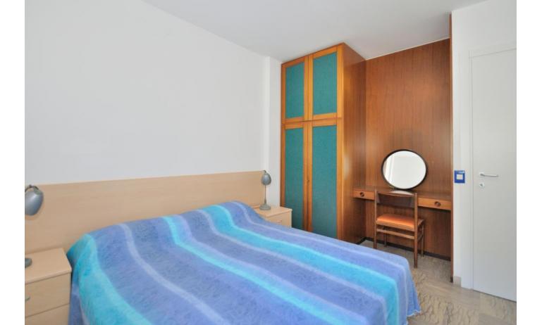 appartamenti RESIDENCE PINEDA: D7/2 - camera matrimoniale (esempio)