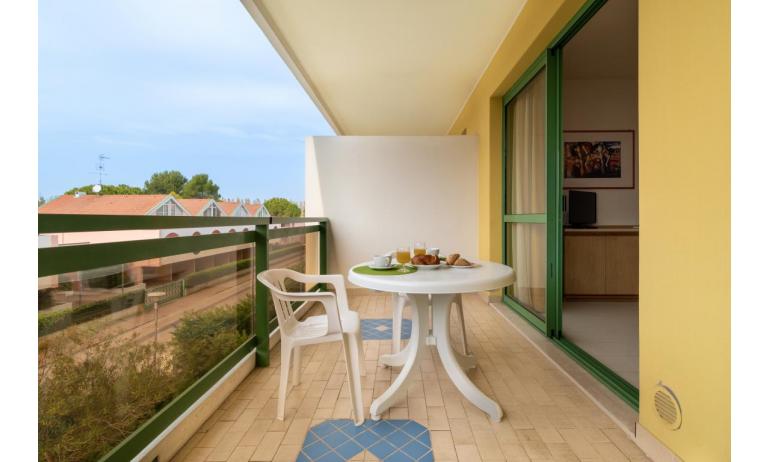 appartamenti CROCE DEL SUD: B5 - balcone (esempio)