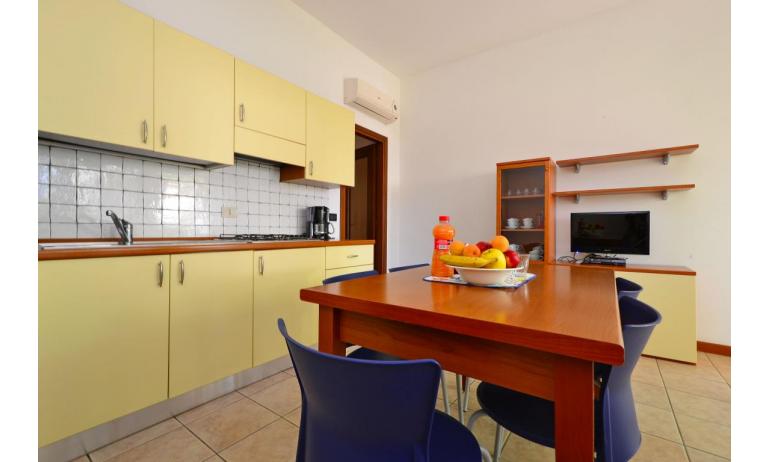 apartments VILLA CECILIA: C6/F - kitchenette (example)