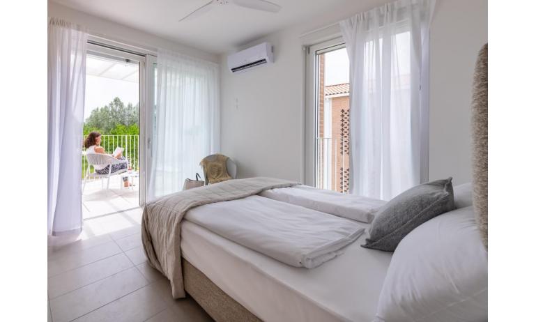 residence PAREUS BEACH RESORT: VILLA MARE - camera matrimoniale (esempio)