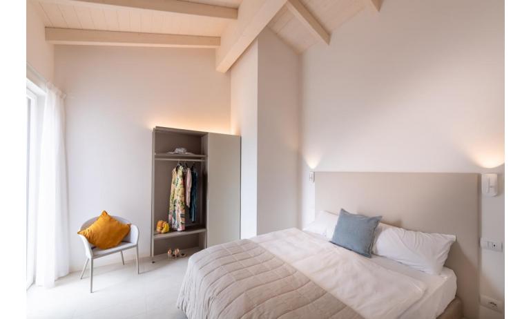 residence PAREUS BEACH RESORT: VILLA MARE - camera matrimoniale (esempio)