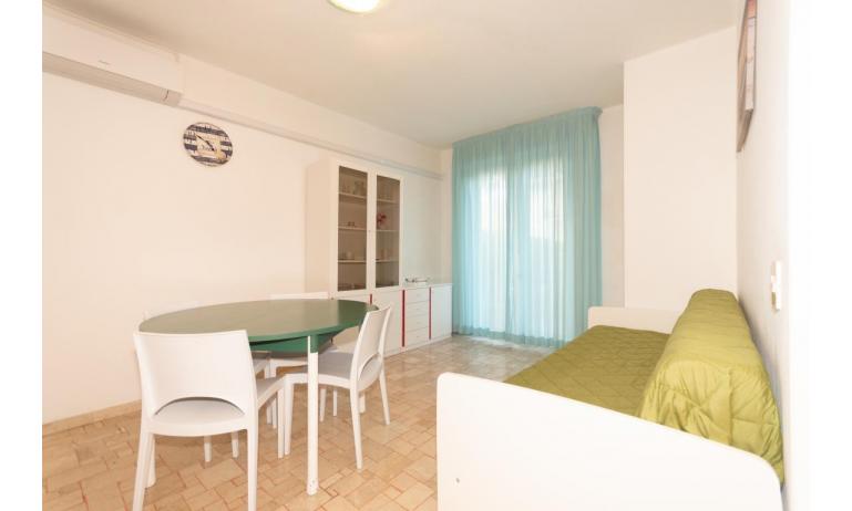 appartamenti PATRIZIA: B5 - soggiorno (esempio)